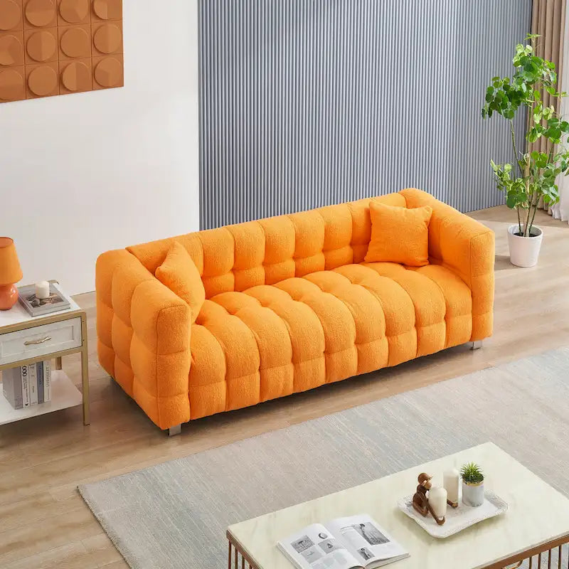 Canapé 3 places Orange 80 Teddy avec deux coussins et pieds robustes