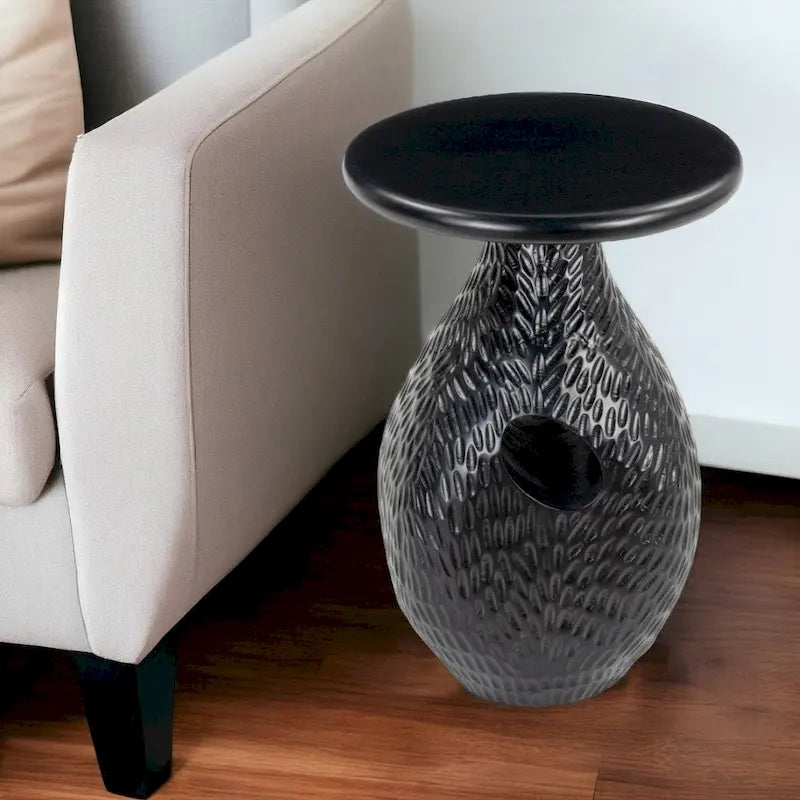 Table d'appoint ronde sur piédestal en bois massif noir HomeRoots 20 - 38,1 cm x 51 cm x 38 cm
