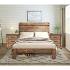 Ensemble de chambre à coucher 3 pièces comprenant un cadre de lit plateforme en bois avec tête de lit et un ensemble de 2 tables de chevet en bois massif avec trois tiroirs.