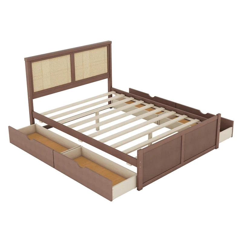 Lit plateforme en bois avec rangement, 4 tiroirs et tête de lit en rotin.