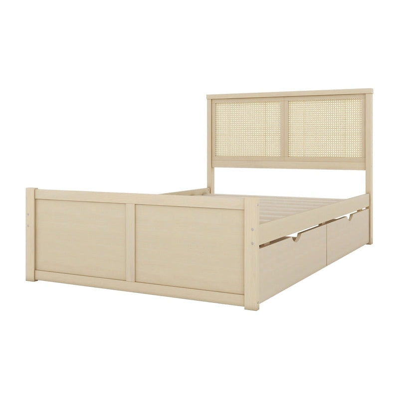 Lit plateforme en bois avec rangement, 4 tiroirs et tête de lit en rotin.