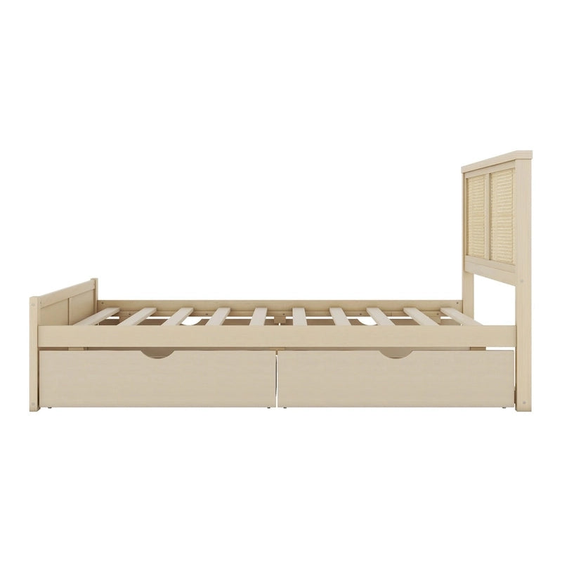 Lit plateforme en bois avec rangement, 4 tiroirs et tête de lit en rotin.
