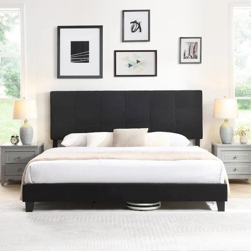 Lit plateforme noir king size capitonné avec tête de lit à boutons et lattes en bois - Sommier non nécessaire