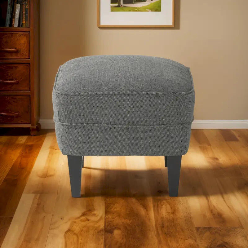 Fauteuil club moderne rembourré de 82,5 cm avec repose-pieds et clous décoratifs pour salon