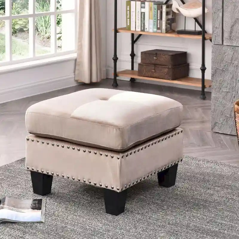 Pouf en velours capitonné Meharrize de Copper Grove