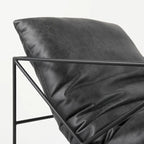 Fauteuil d'appoint Leonidas en similicuir noir avec structure en métal noir