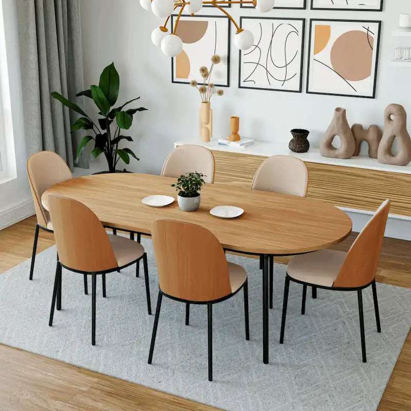 Ensemble de 4 chaises de salle à manger avec assise rembourrée et structure en MDF et acier.