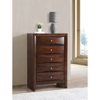 Commode à 5 tiroirs Marilla de Glory Furniture