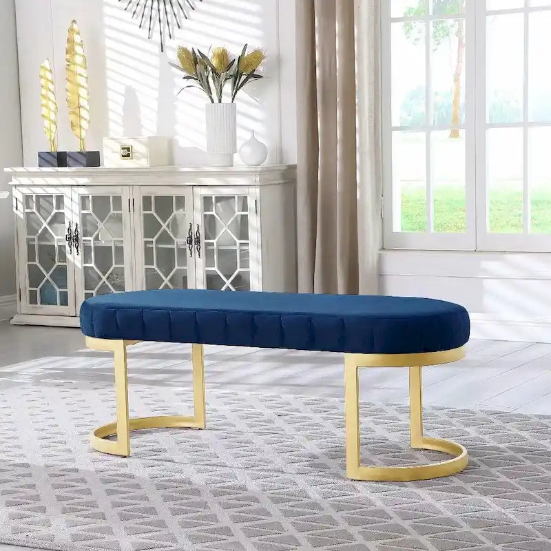 Banc contemporain Morden Fort, assise en velours capitonné avec pieds en métal, idéal pour l'entrée, la chambre ou le salon.