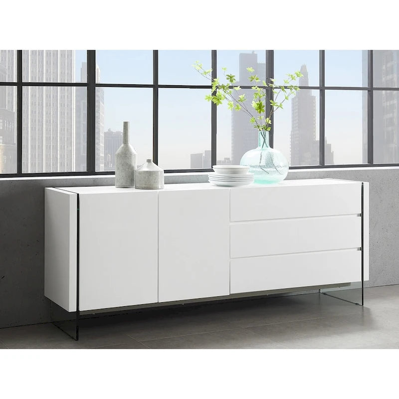 Buffet-vendeur IL VETRO en laque blanche brillante avec verre transparent.