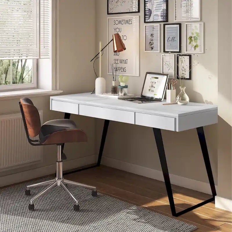 Bureau WYNDENHALL Mitchell de style industriel moderne de 54 pouces de large
