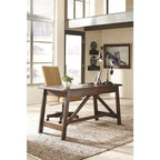 Bureau à pieds larges Baldridge Rustic Brown pour la maison