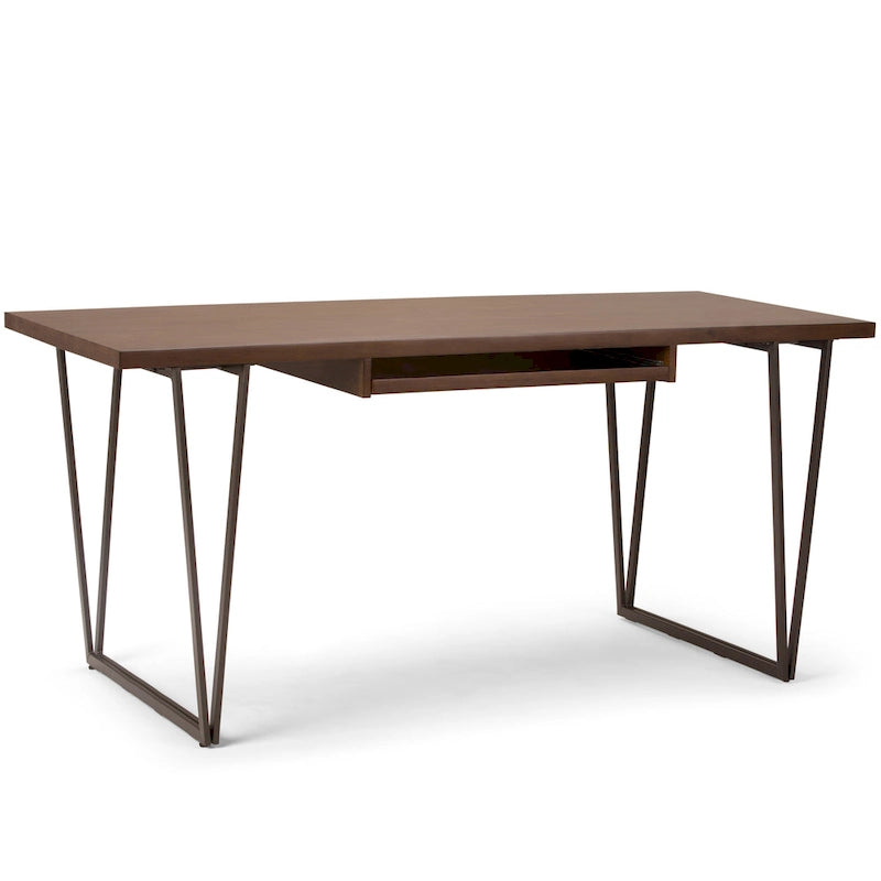 Bureau d'écriture WYNDENHALL Travis en bois massif, style industriel moderne, 168 cm de large, finition brun vieilli naturel