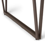 Bureau d'écriture WYNDENHALL Travis en bois massif, style industriel moderne, 168 cm de large, finition brun vieilli naturel