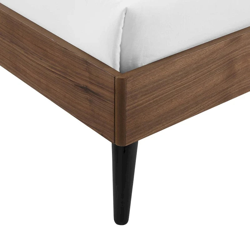 Lit plateforme en bois Bronwen Queen