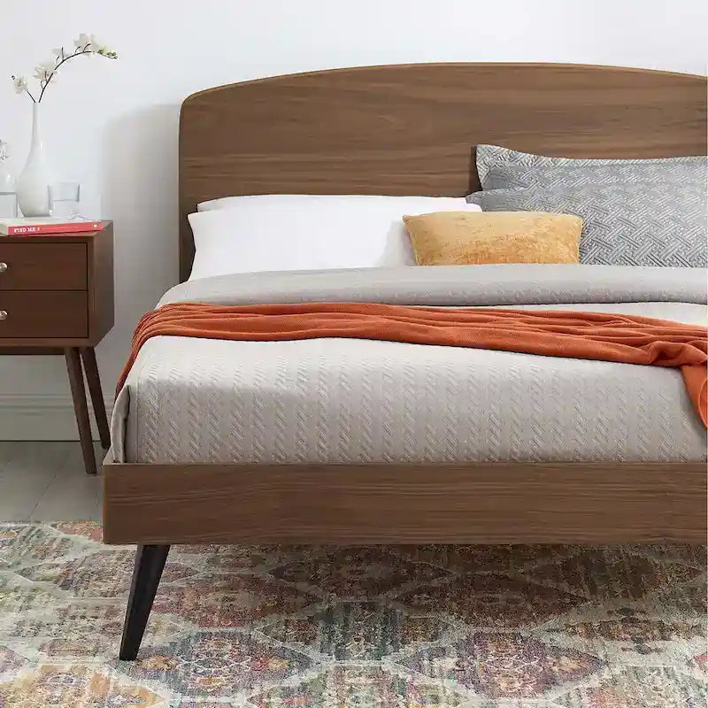 Lit plateforme en bois Bronwen Queen