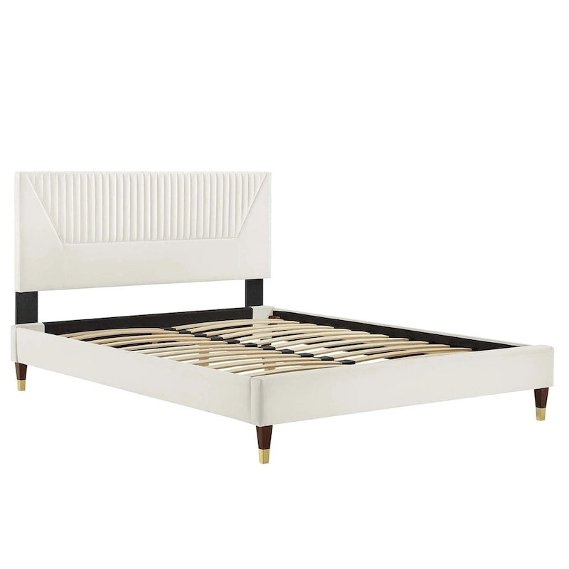 Lit plateforme king en velours performant capitonné Yasmine