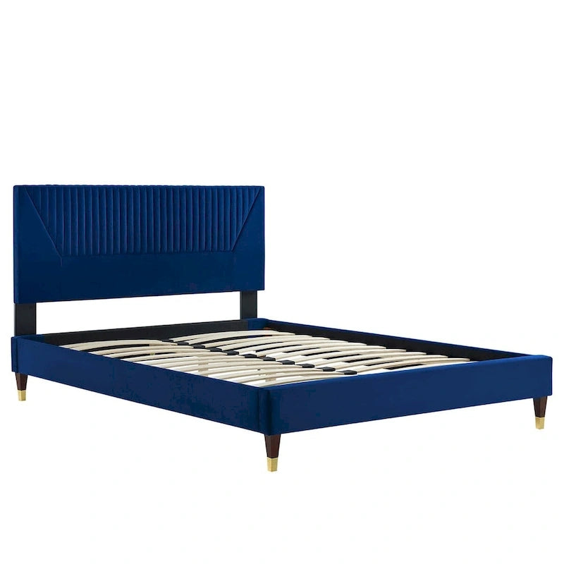 Lit plateforme king en velours performant capitonné Yasmine