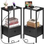 Table d'appoint avec station de recharge - 11,8 cm (P) x 15,7 cm (L) x 23,6 cm (H)