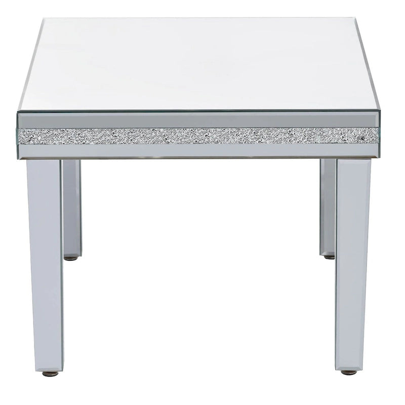 Ensemble de 3 tables basses et 2 tables d'appoint