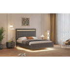 Cadre de lit flottant Queen Size avec lumières LED, tête et pied de lit rembourrés, sommier à lattes en bois, montage facile