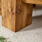 La table basse double plateau détachable, grâce à sa conception détachable, offre une plus grande flexibilité d'utilisation de l'espace.