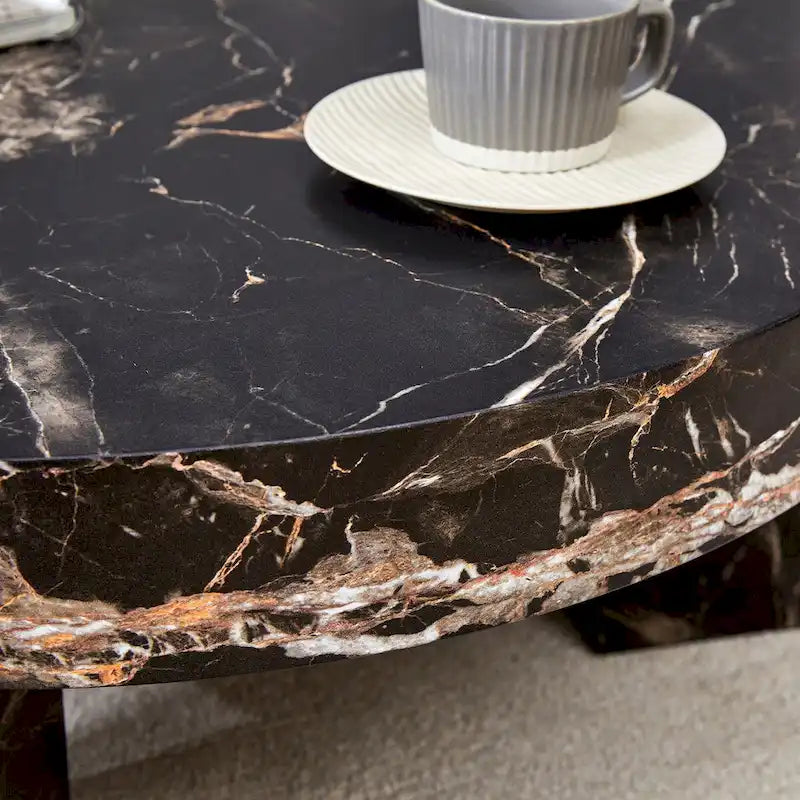 La table basse double plateau détachable, grâce à sa conception détachable, offre une plus grande flexibilité d'utilisation de l'espace.
